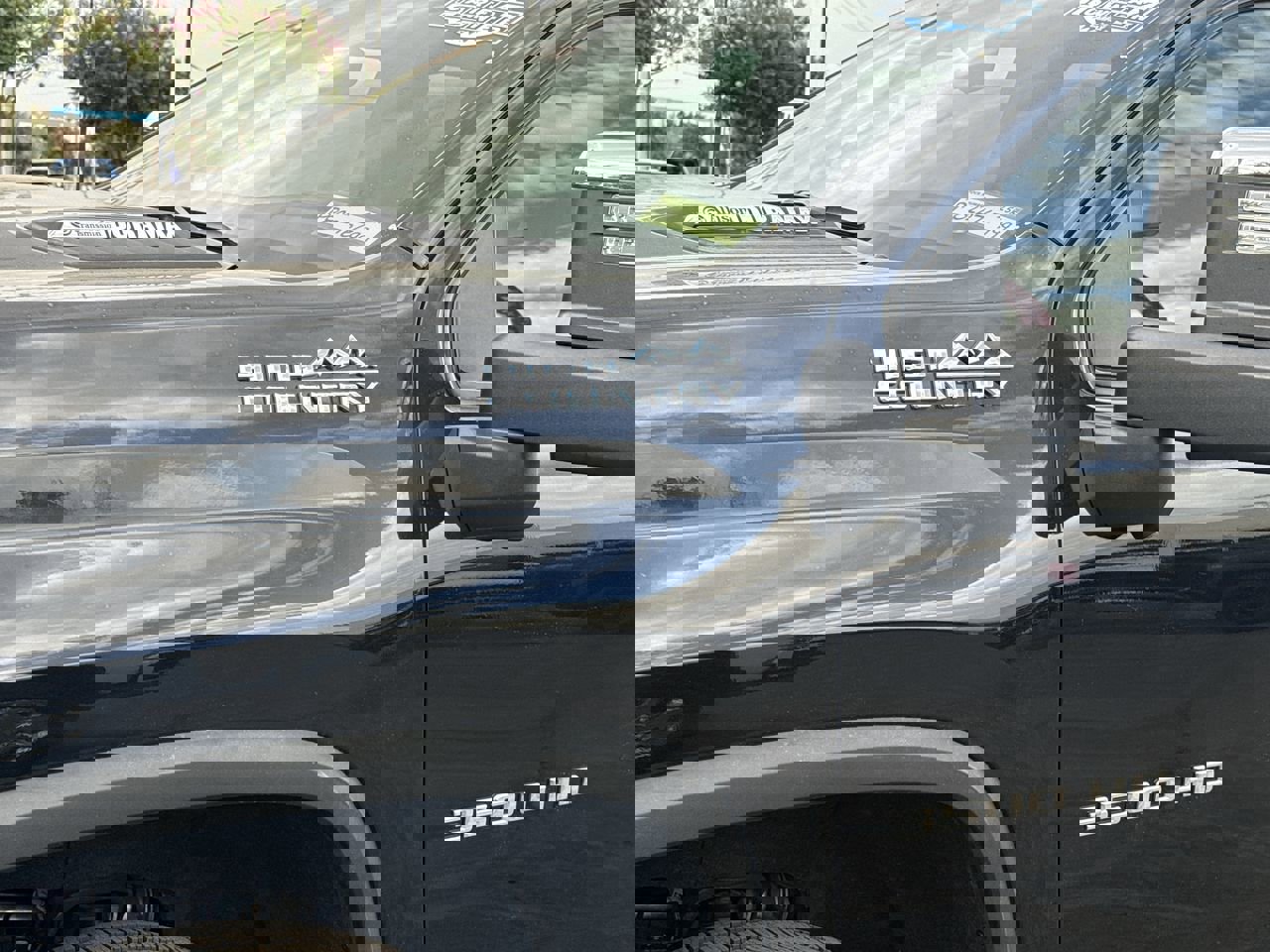 Used 2022 Chevrolet Silverado 3500 High Country w/ LPO, Hitch Package image 31