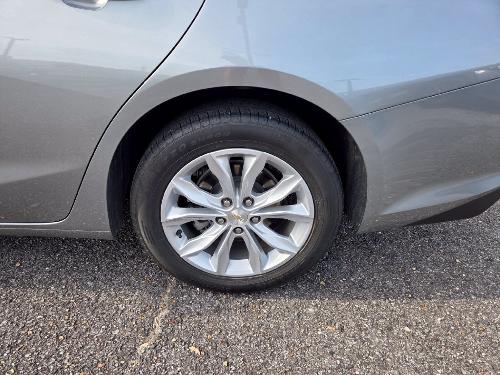 Used 2025 Chevrolet Malibu LT FWD image 23
