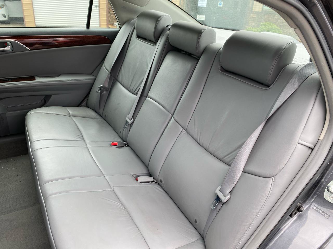 Used 2010 Toyota Avalon FWD image 7