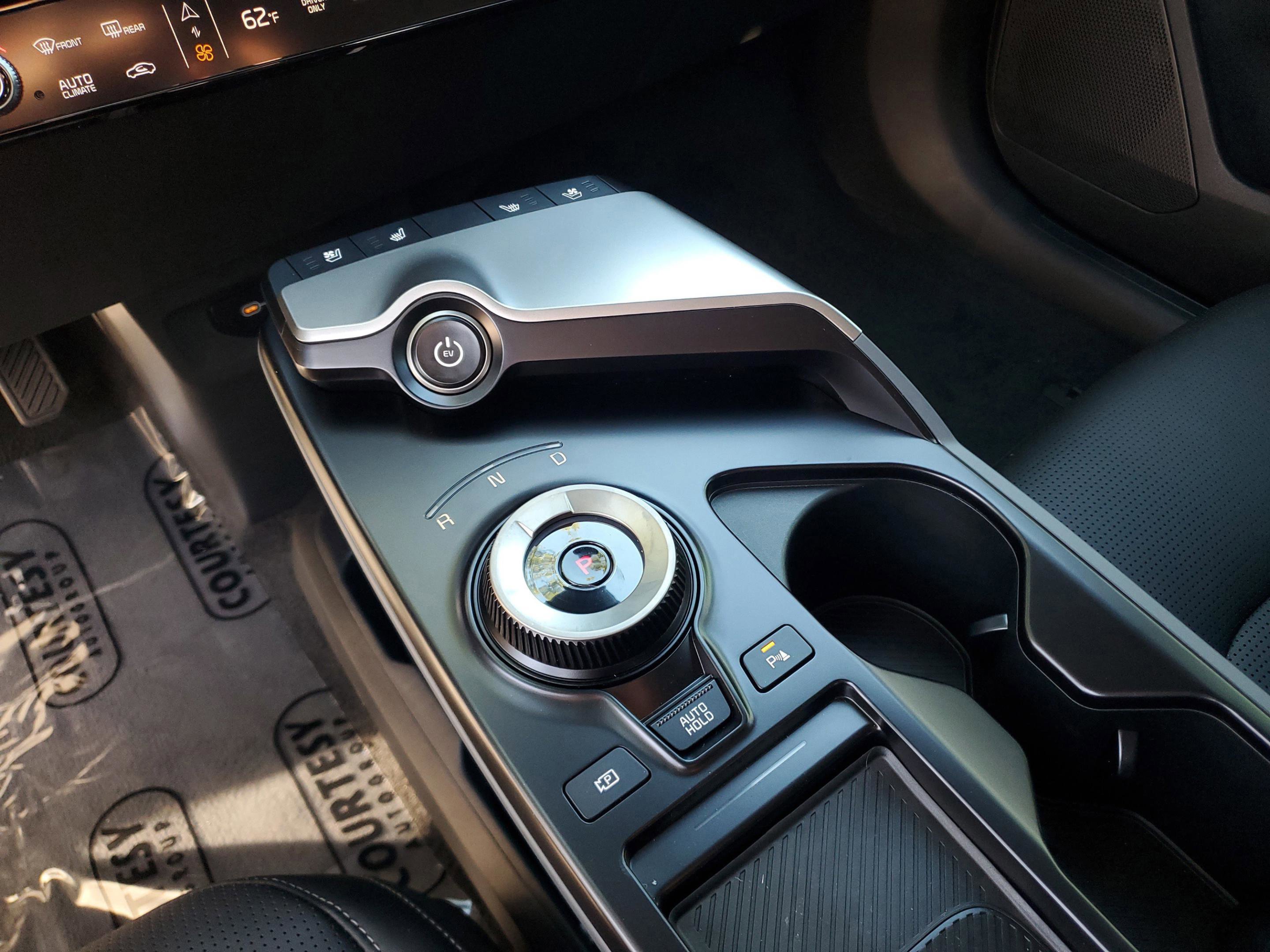 New 2025 Kia EV6 Wind image 10