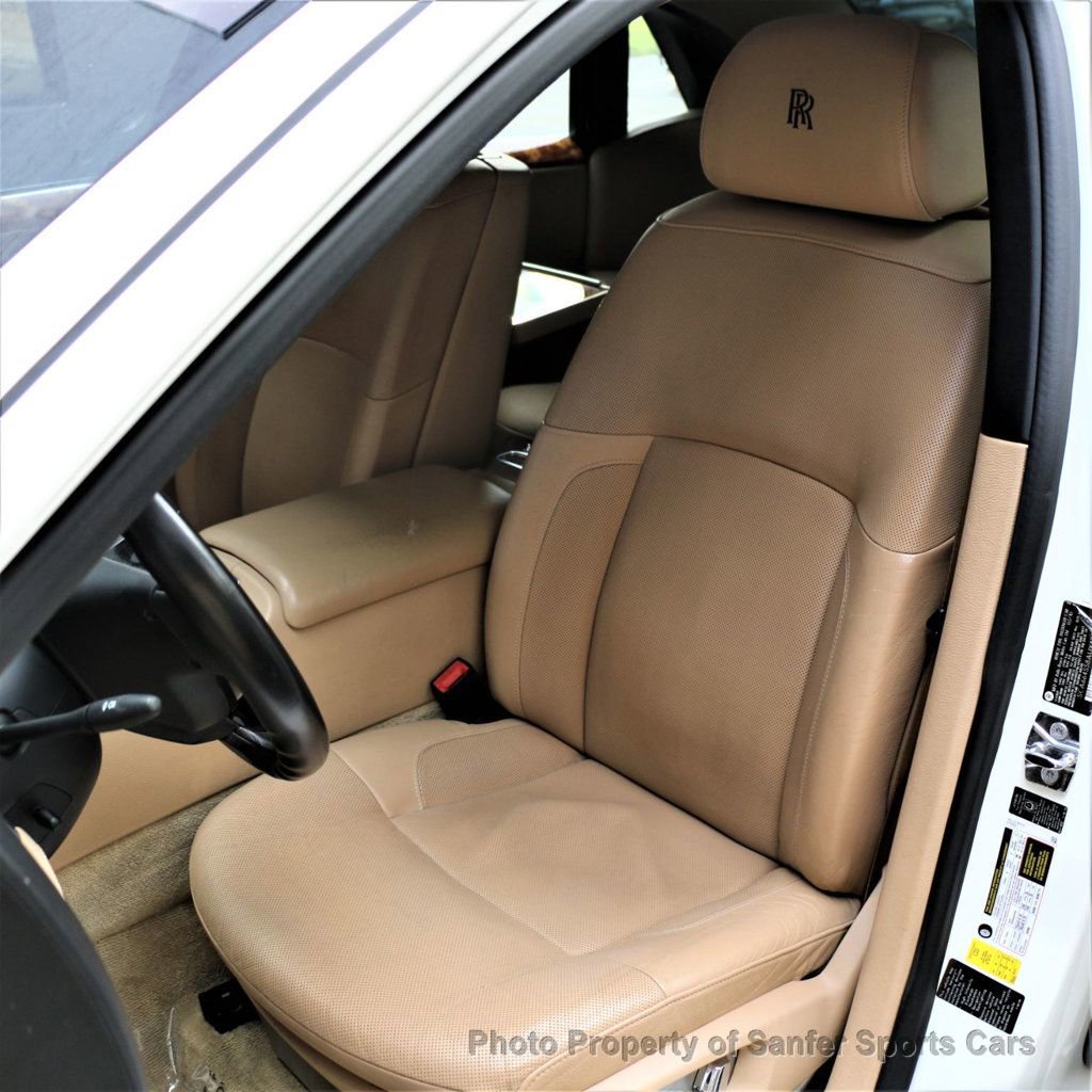 Used 2010 Rolls-Royce Ghost image 28