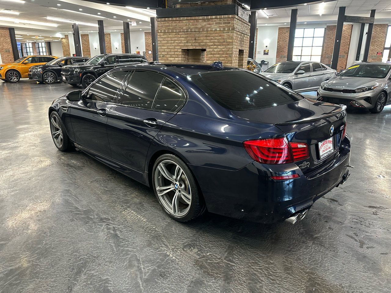 Used 2013 BMW M5 w/ Executive Pkg image 8