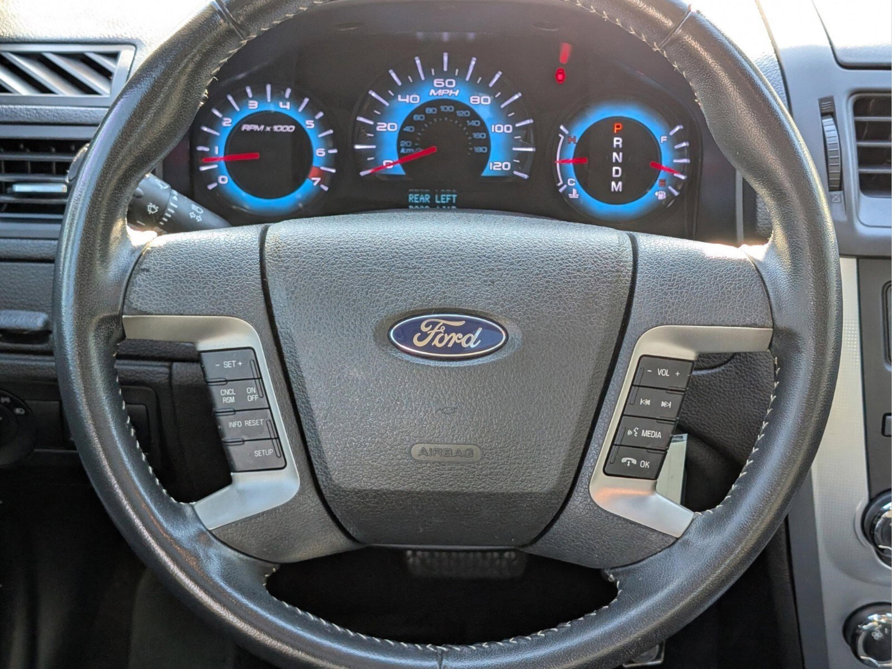 Used 2010 Ford Fusion SE image 15