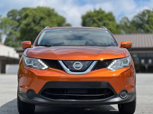 Used 2020 Nissan Rogue Sport SV FWD image 2