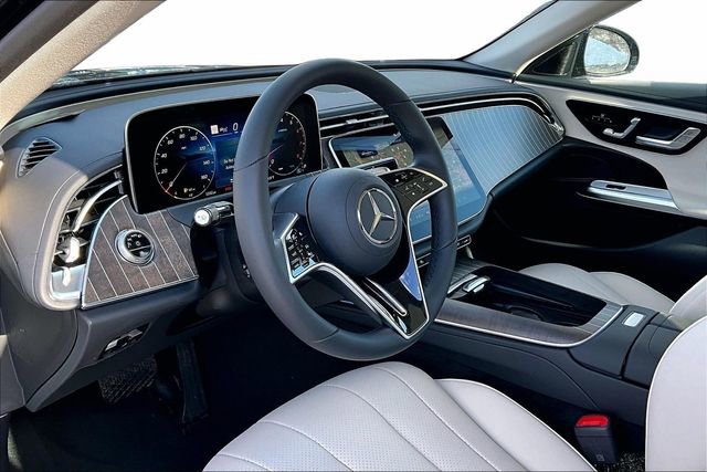 New 2026 Mercedes-Benz E 350 4MATIC Sedan image 8