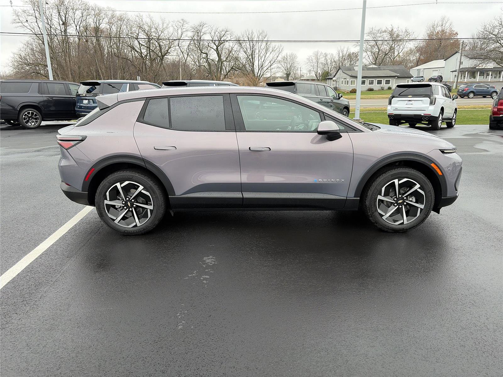 New 2026 Chevrolet Equinox EV LT FWD image 2