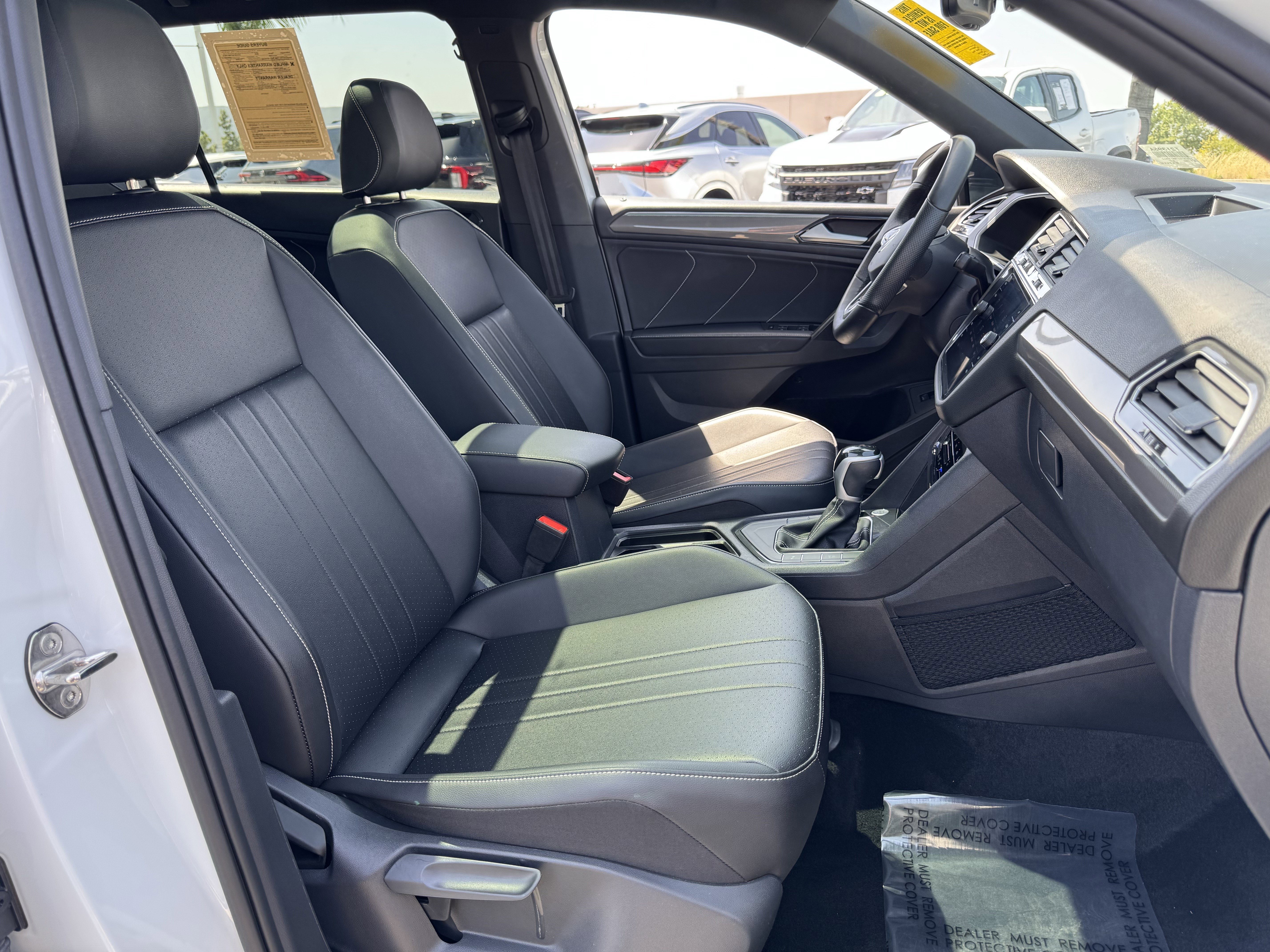 Used 2024 Volkswagen Tiguan SE R-Line FWD image 37
