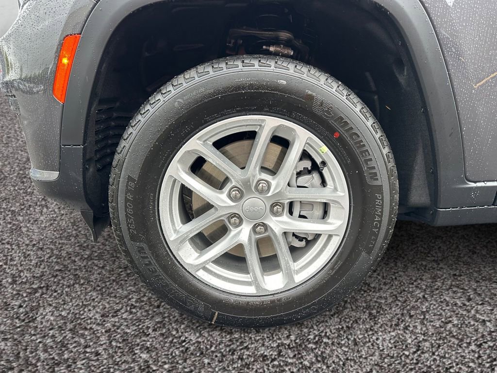 New 2025 Jeep Grand Cherokee L Laredo w/ Luxury Tech Group I image 10