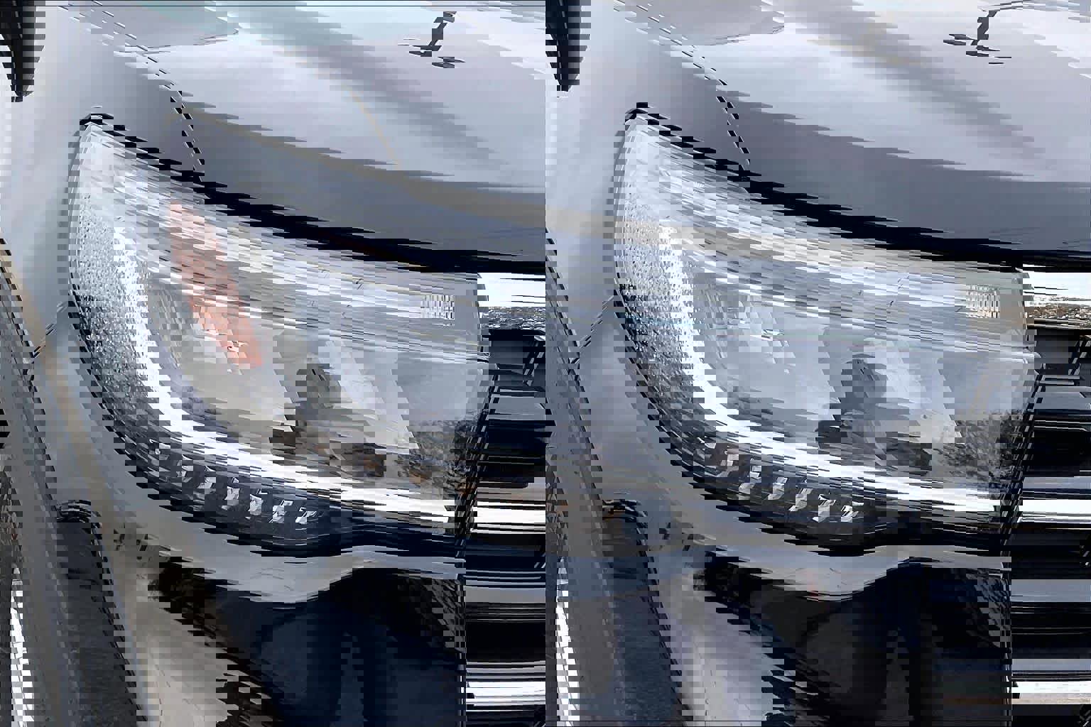 New 2026 Ford Explorer Active w/ Active Comfort Package image 13