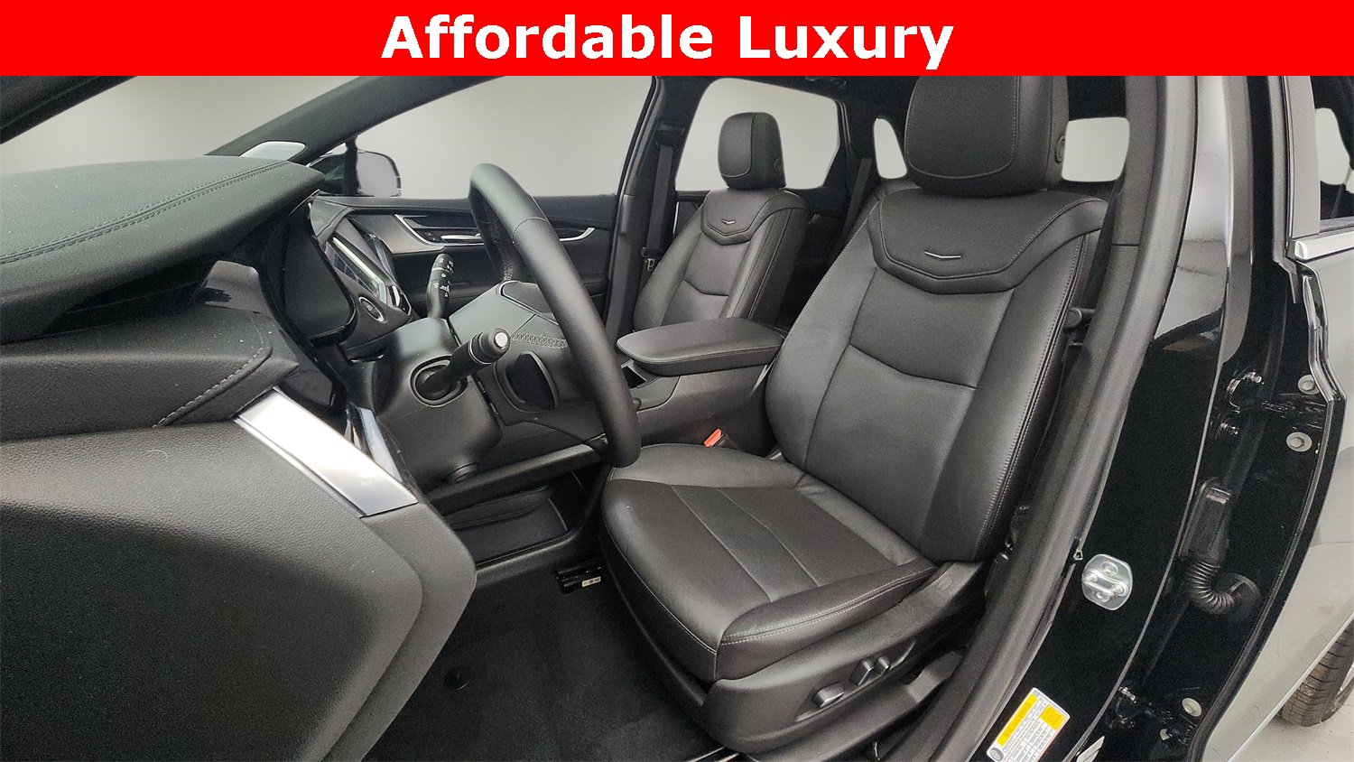 Used 2025 Cadillac XT5 Premium Luxury image 30