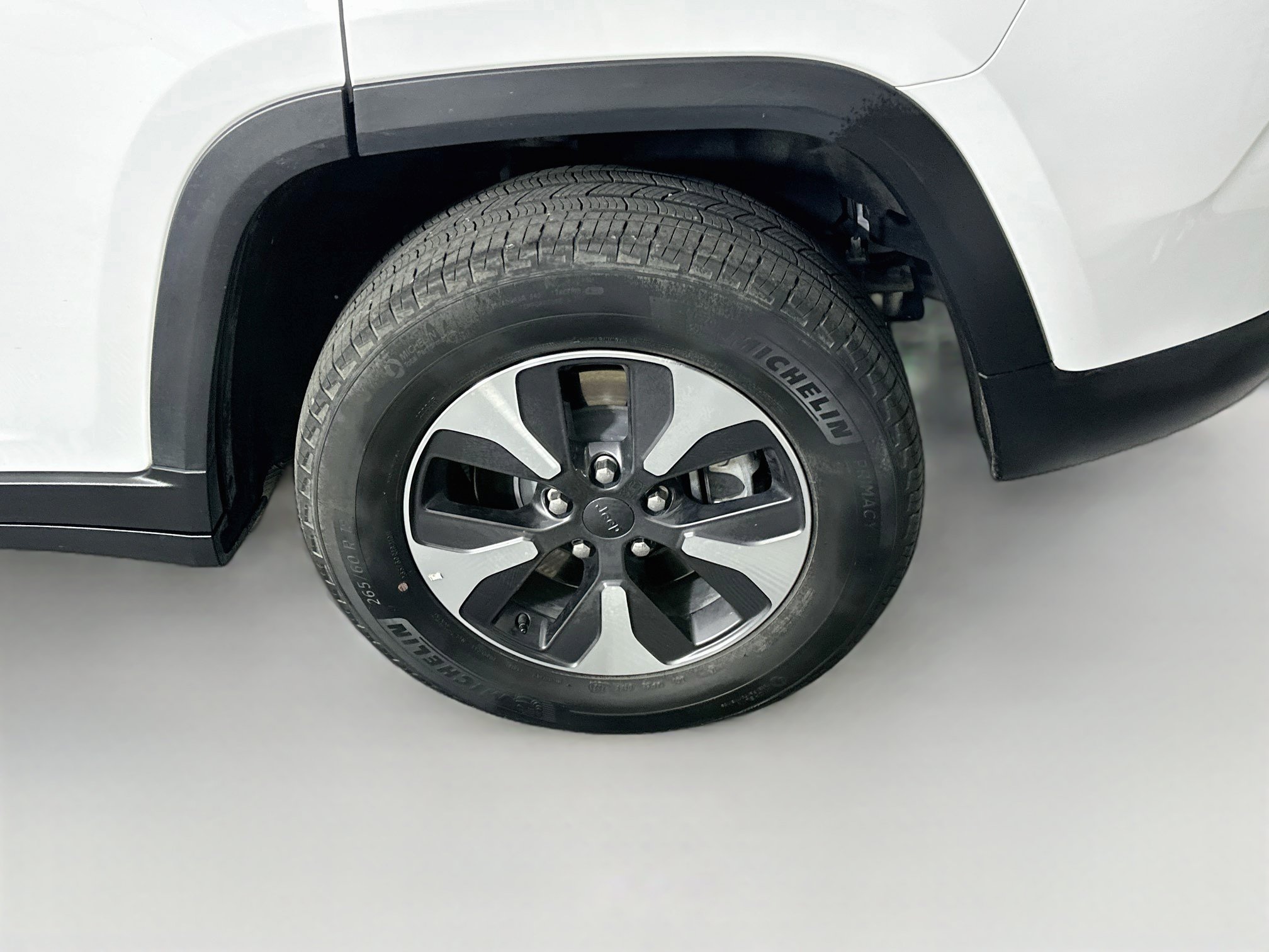 Used 2024 Jeep Grand Cherokee Limited 4xe AWD/4WD image 11
