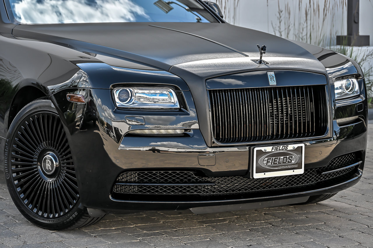 Used 2015 Rolls-Royce Wraith RWD image 2