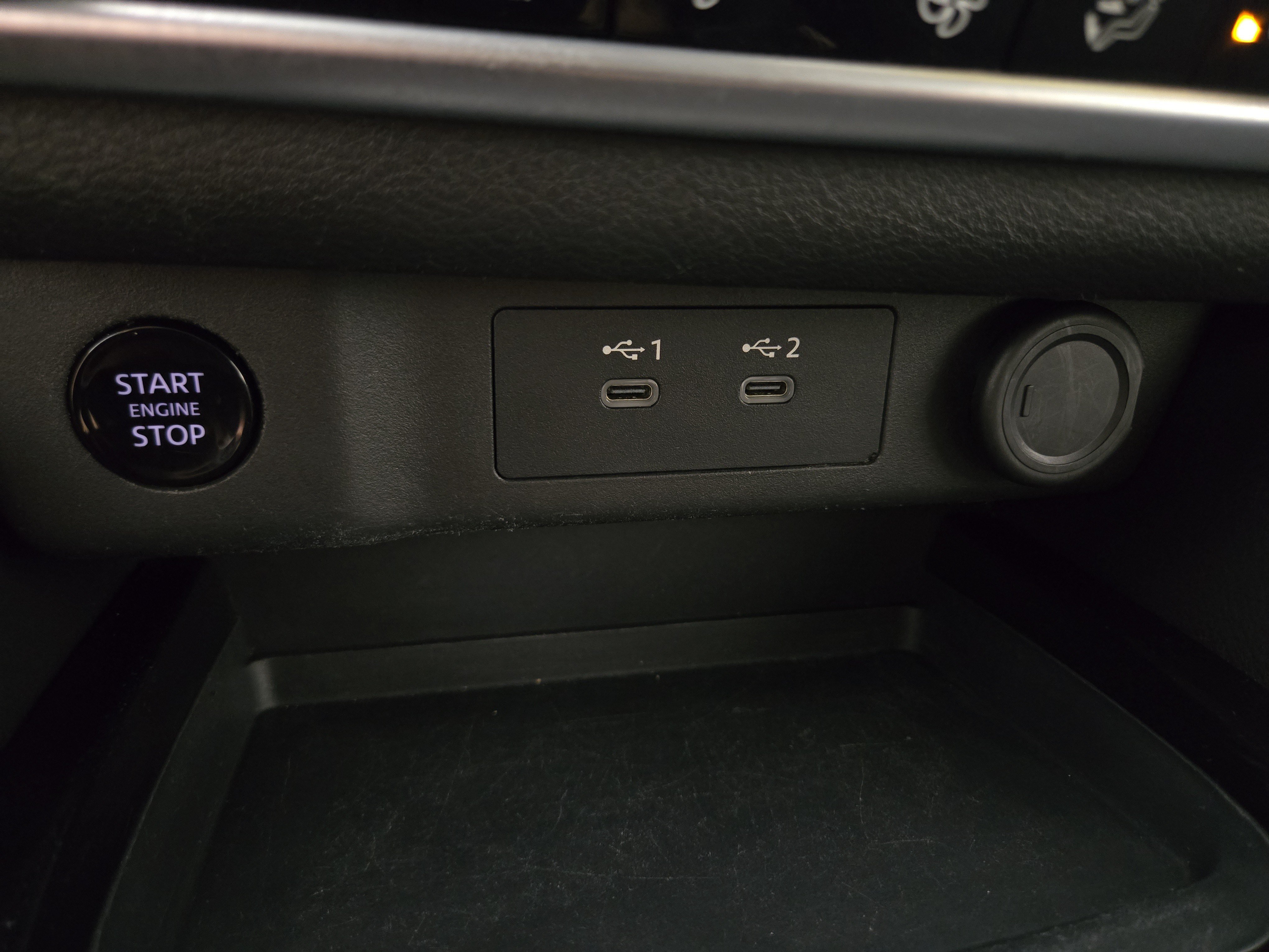 Used 2025 Nissan Rogue SV AWD/4WD image 26