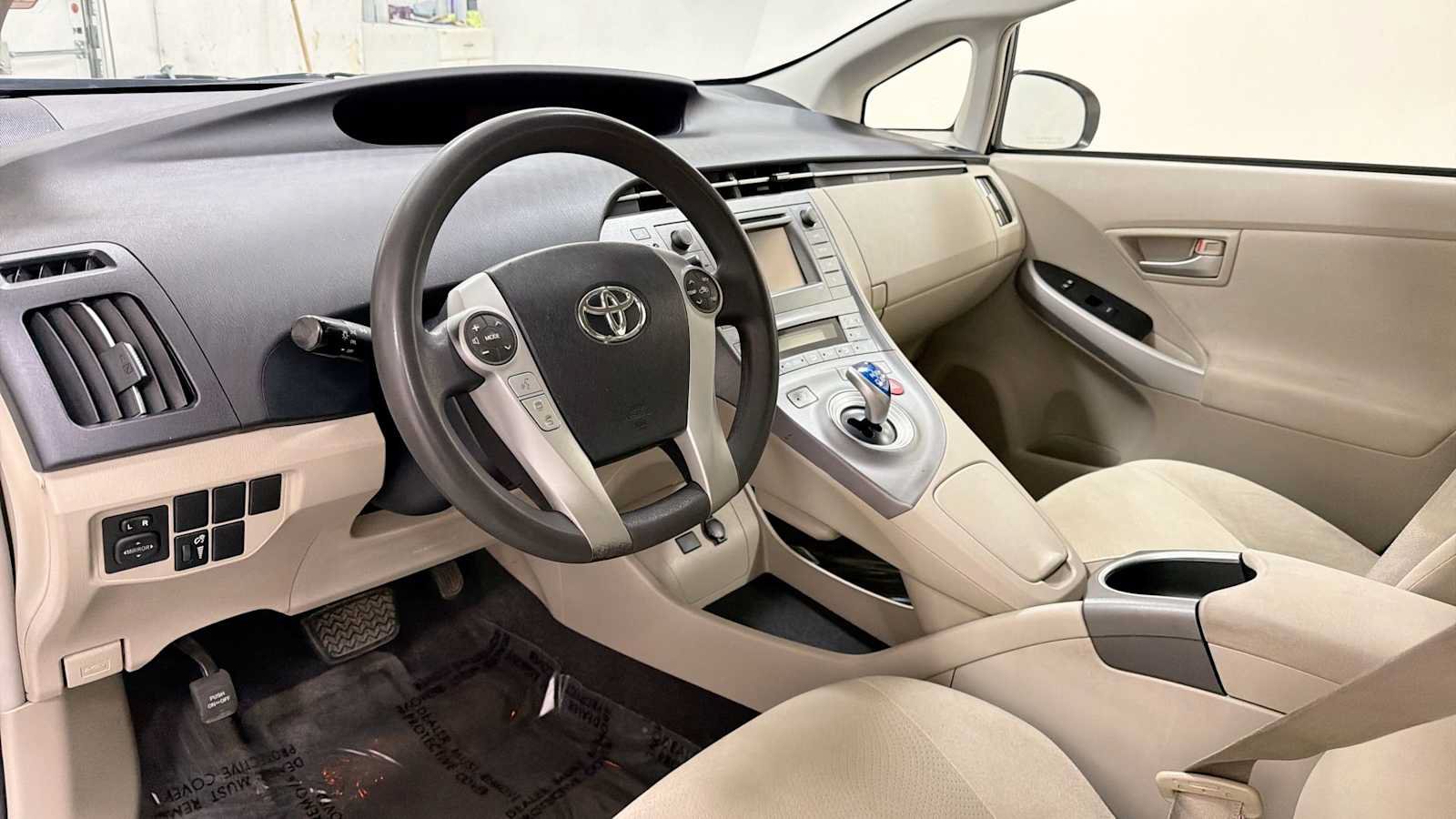 Used 2013 Toyota Prius Three FWD image 12