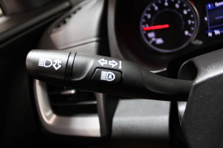 Certified 2022 GMC Terrain SLE w/ Driver Convenience Package image 40