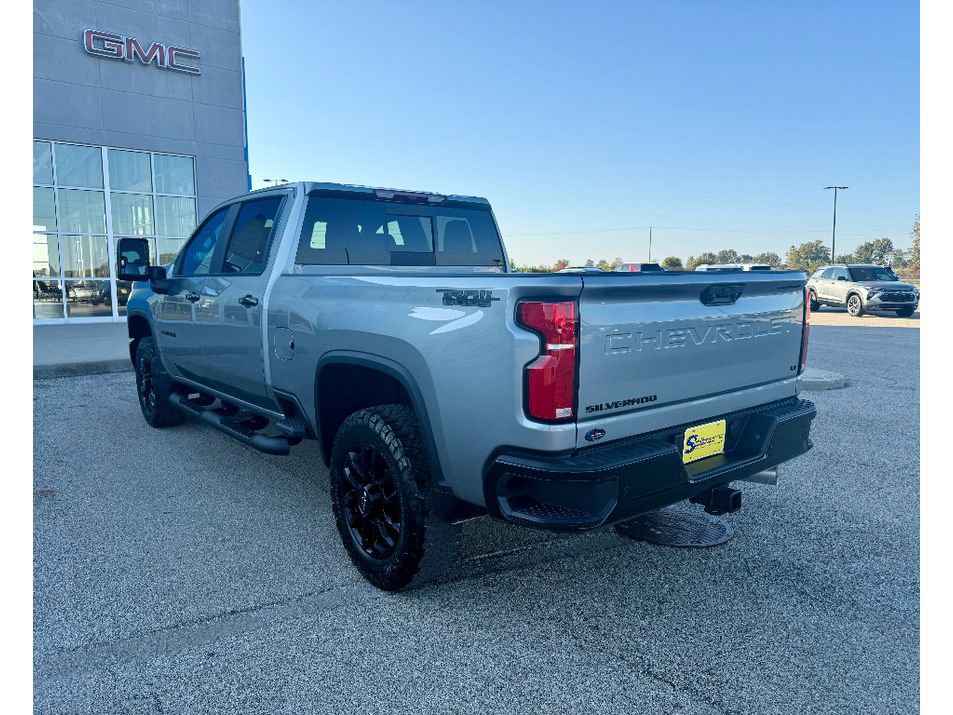 New 2026 Chevrolet Silverado 2500 LT image 2