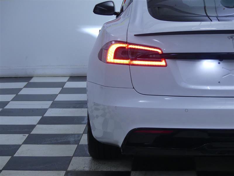 Used 2021 Tesla Model S Plaid image 26