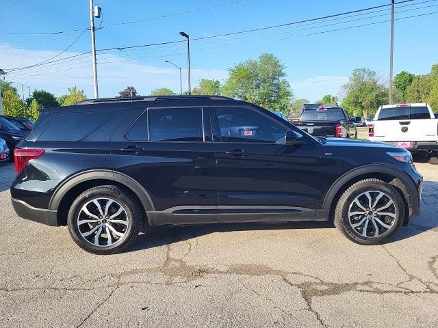 Used 2023 Ford Explorer ST-Line w/ Class IV Trailer Tow Package AWD/4WD image 25