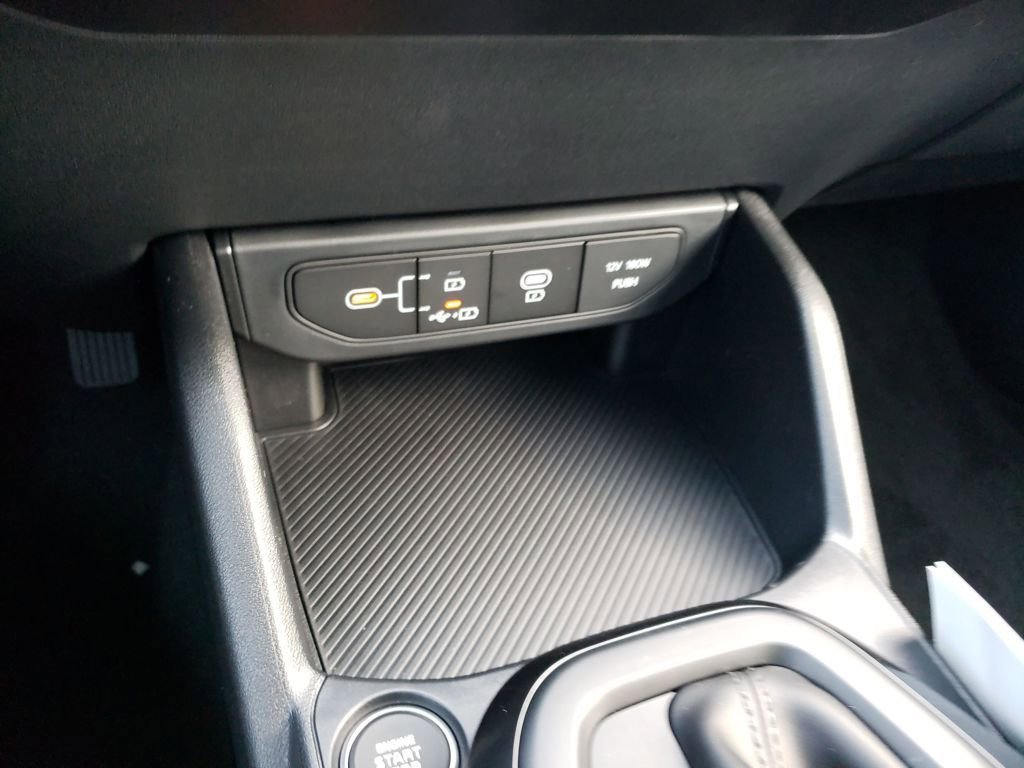 New 2025 Kia K4 LXS image 22
