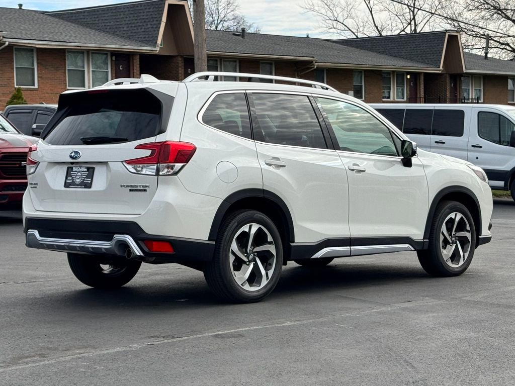 Used 2023 Subaru Forester Touring image 6