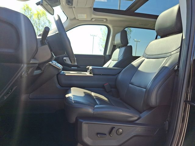 Used 2025 Ford Expedition Max Active image 14