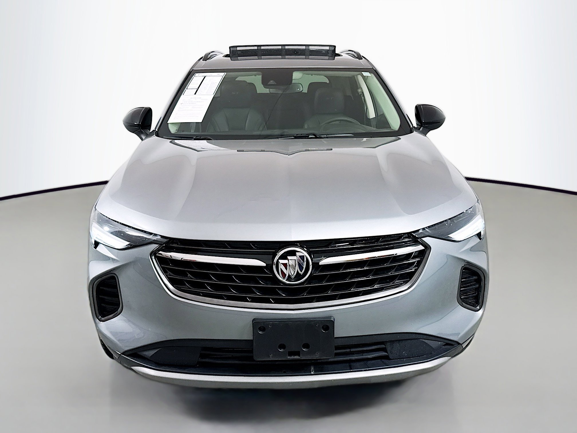 Used 2023 Buick Envision Essence w/ Sport Touring Package image 2