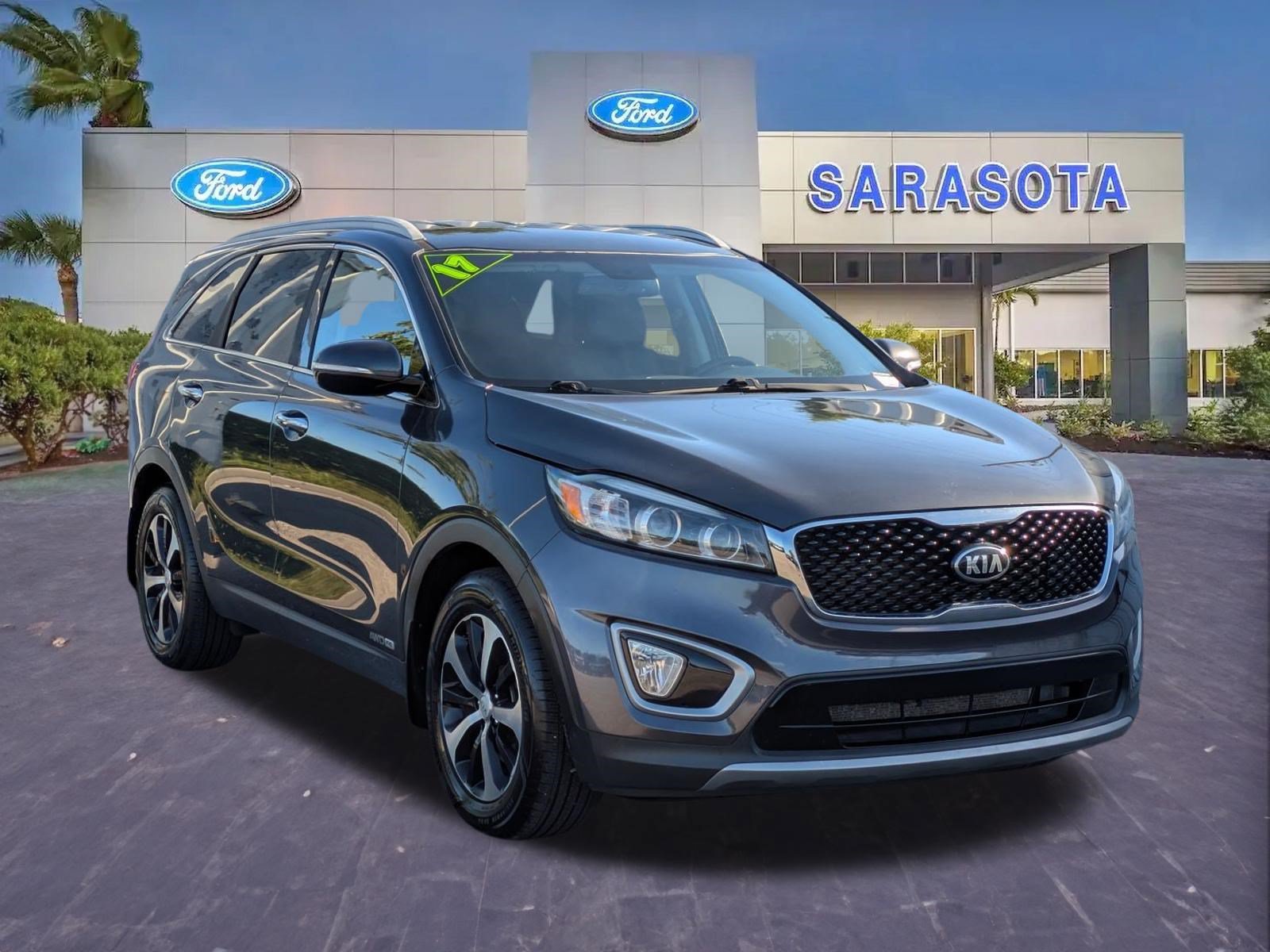 Used 2017 Kia Sorento EX w/ EX V6 Premium Package