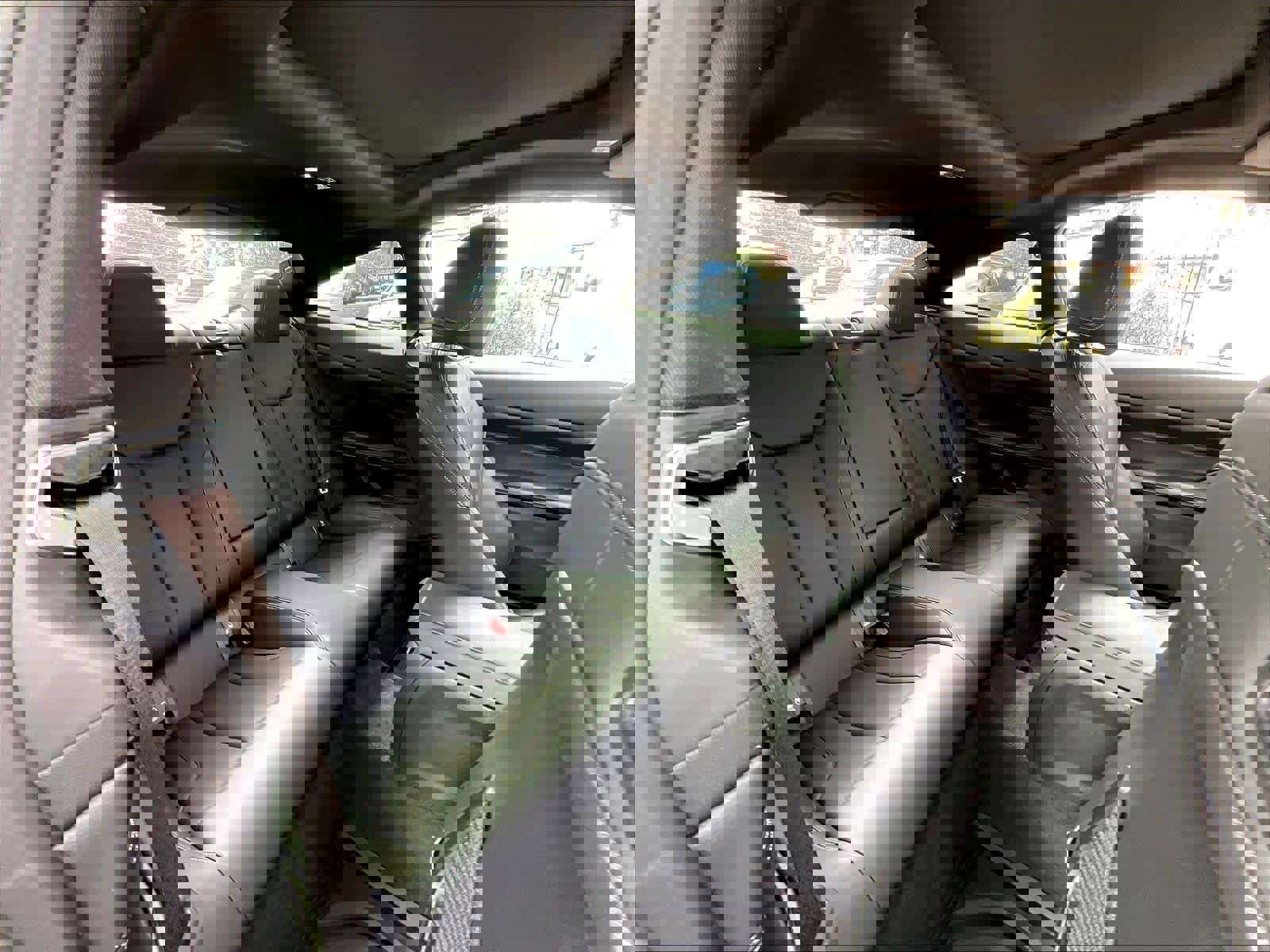 Used 2022 BMW 430i Coupe w/ M Sport Package image 29