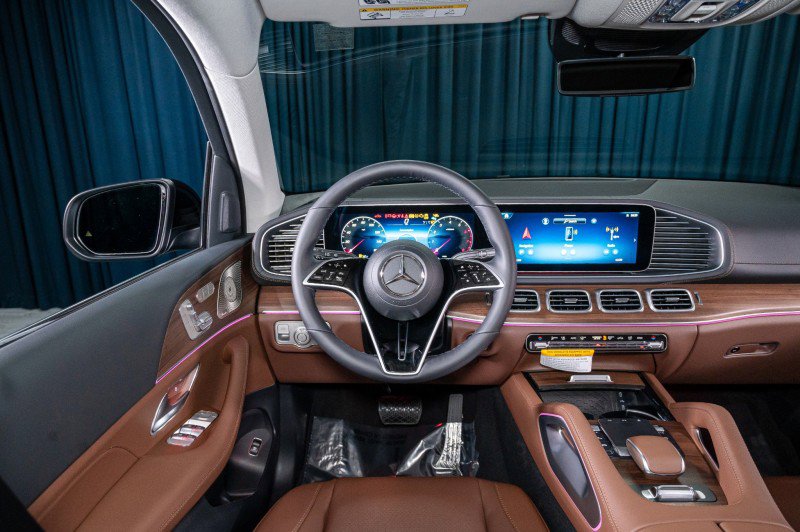 New 2026 Mercedes-Benz GLS 450 450 4MATIC&reg; SUV image 15