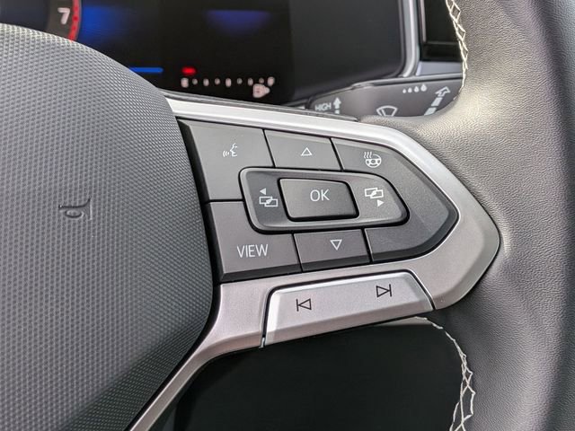 New 2026 Volkswagen Taos SE image 21