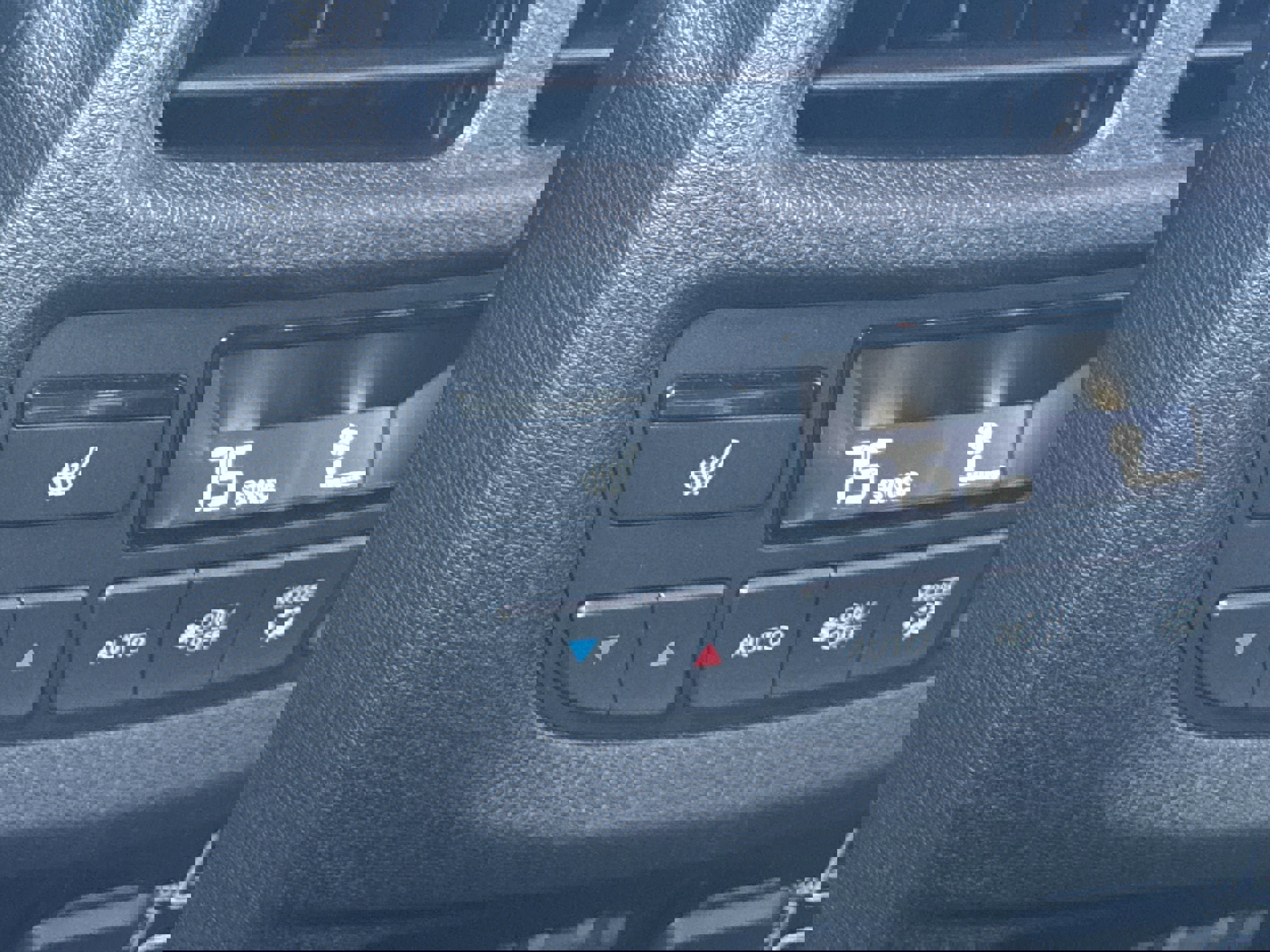 Used 2021 Honda Pilot Elite image 23