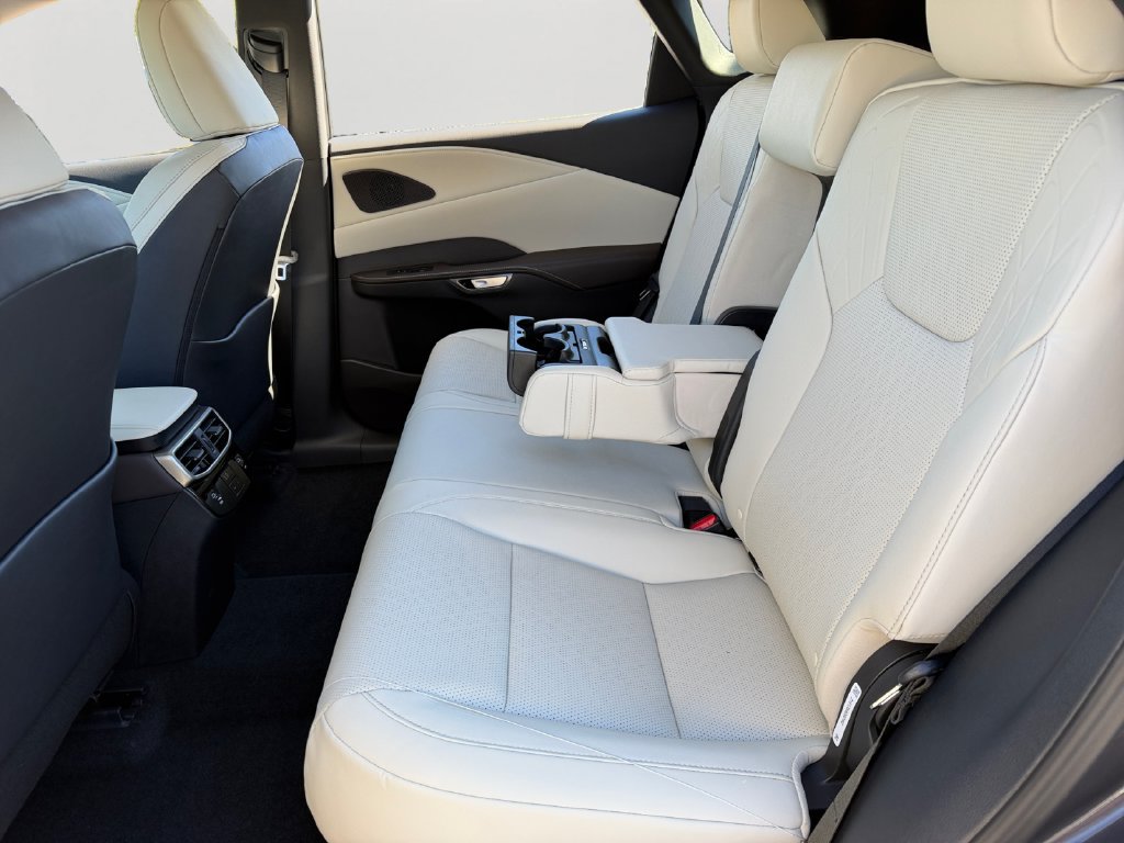 New 2026 Lexus RX 350 AWD/4WD image 8