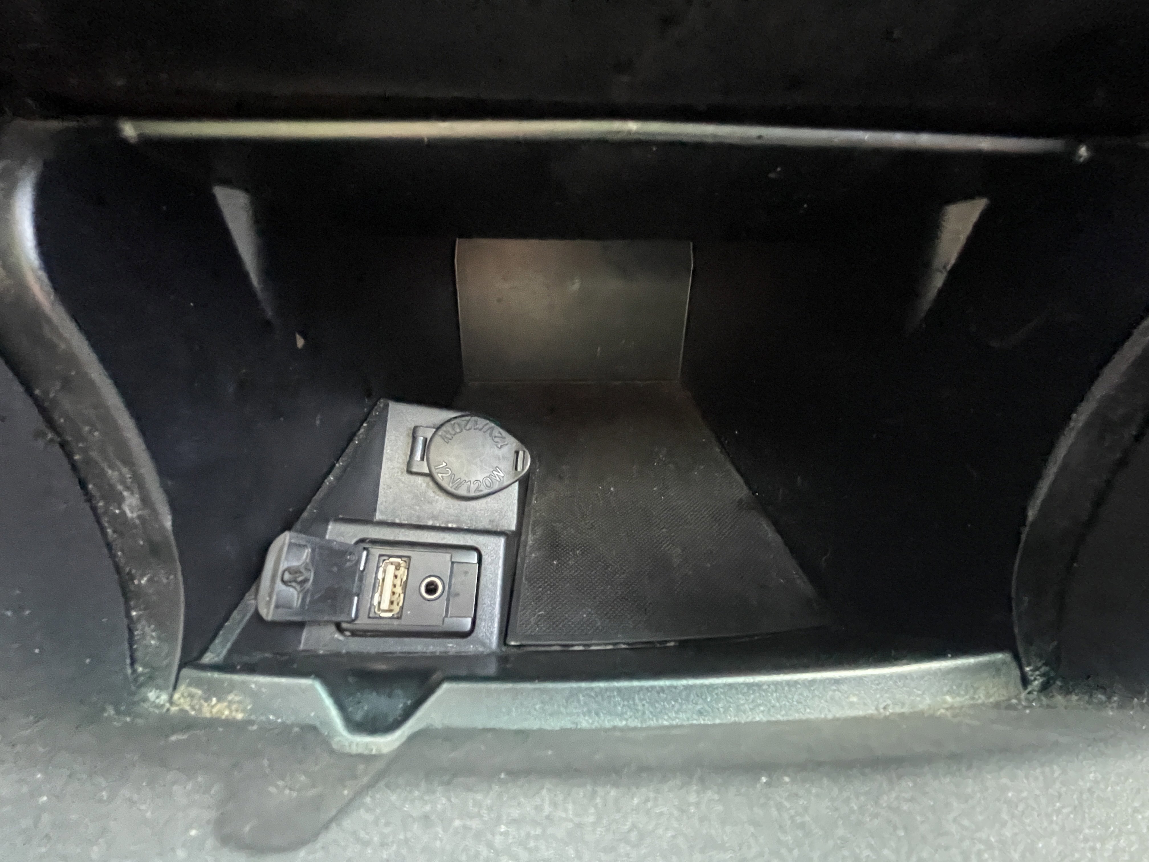 Used 2015 Toyota Camry XSE image 25