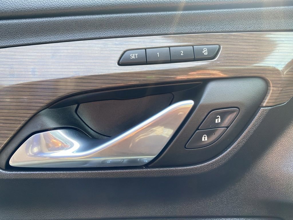 Used 2023 GMC Terrain Denali image 32