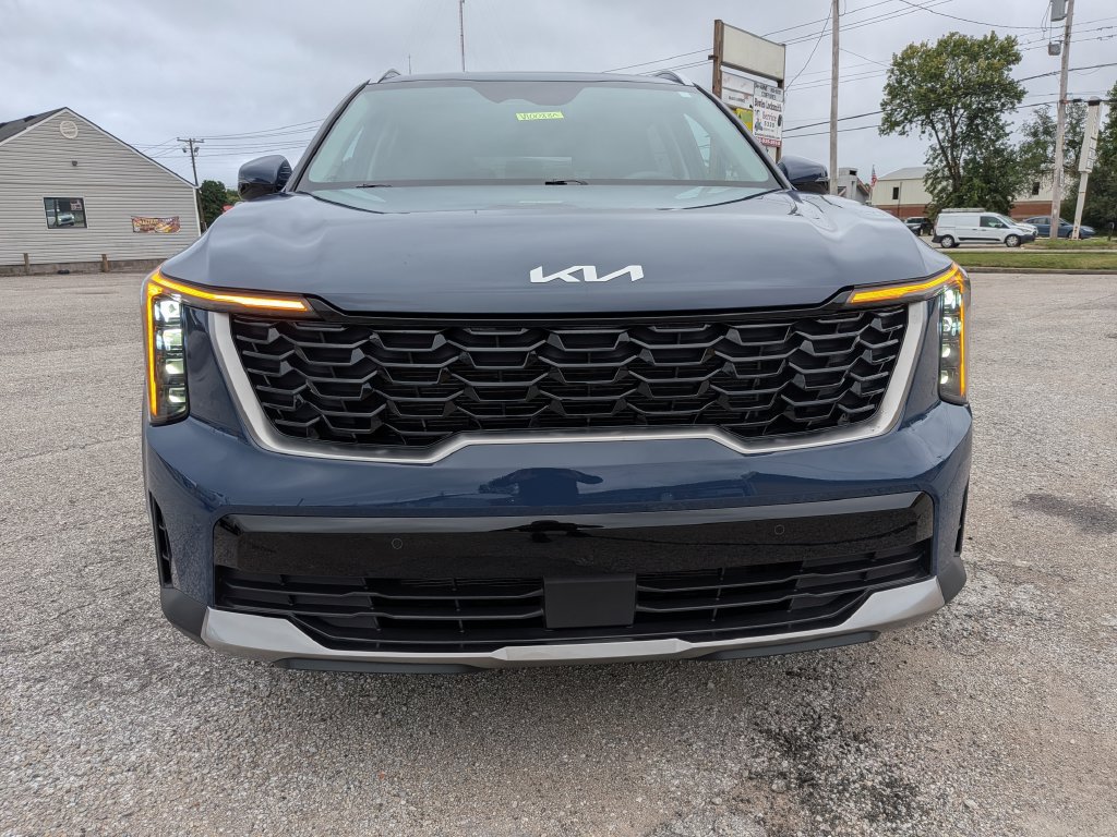 Used 2026 Kia Sorento S FWD image 2
