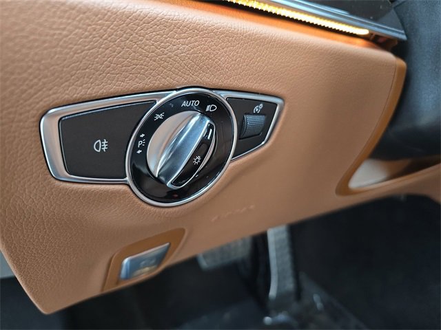 Used 2023 Mercedes-Benz E 450 4MATIC Cabriolet image 29