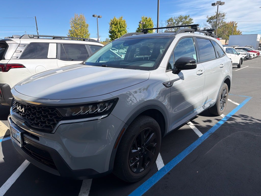 Used 2023 Kia Sorento S w/ Panoramic Sunroof Package