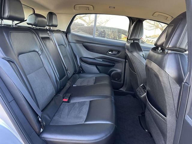 Used 2023 Nissan Ariya AWD image 10