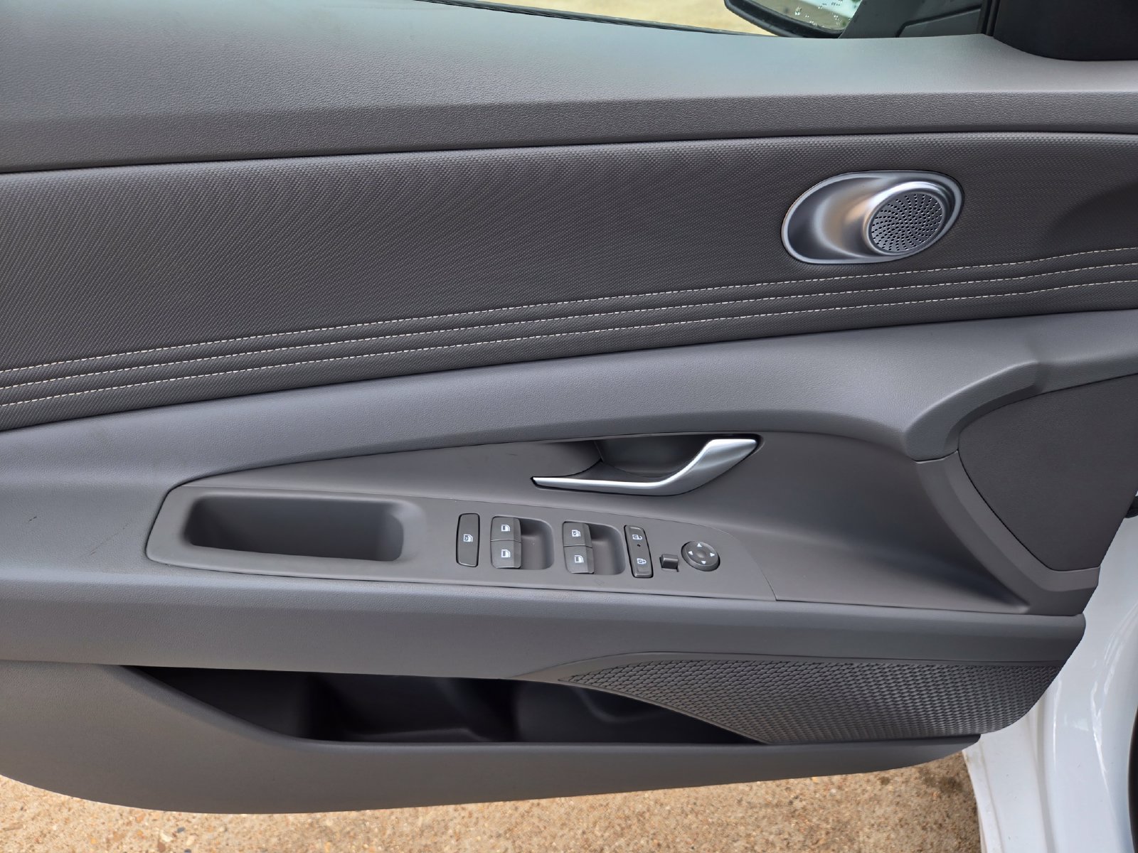 New 2026 Hyundai Elantra SEL Sport Premium FWD image 18