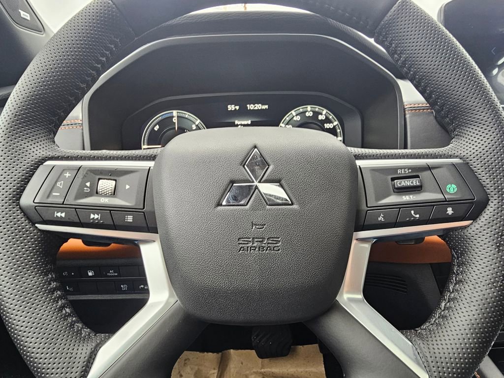 New 2025 Mitsubishi Outlander SEL image 17
