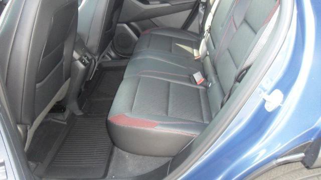 New 2026 Chevrolet Equinox RS w/ LPO, Floor Liner Package image 10