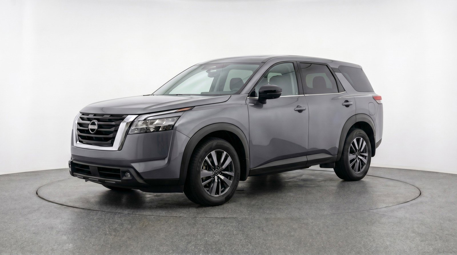 Used 2025 Nissan Pathfinder SV AWD/4WD image 3