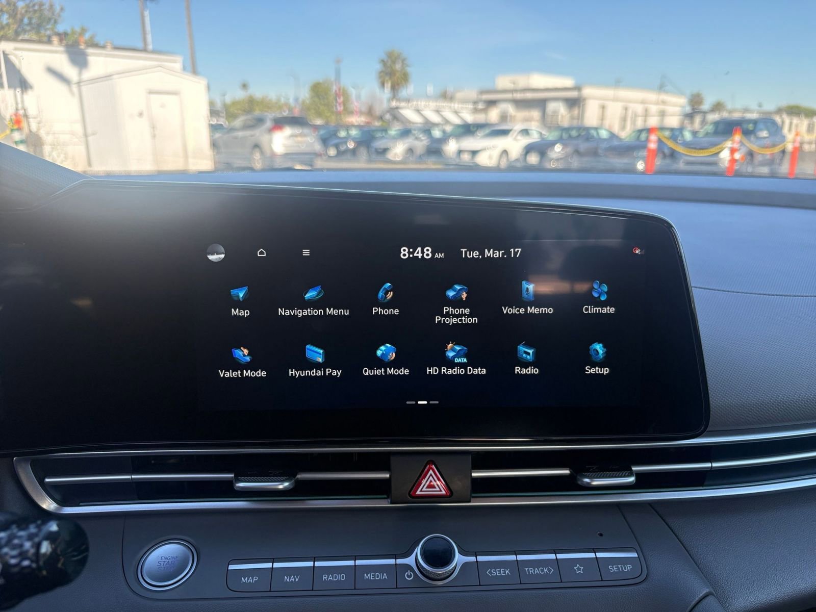 Used 2025 Hyundai Elantra SEL image 21