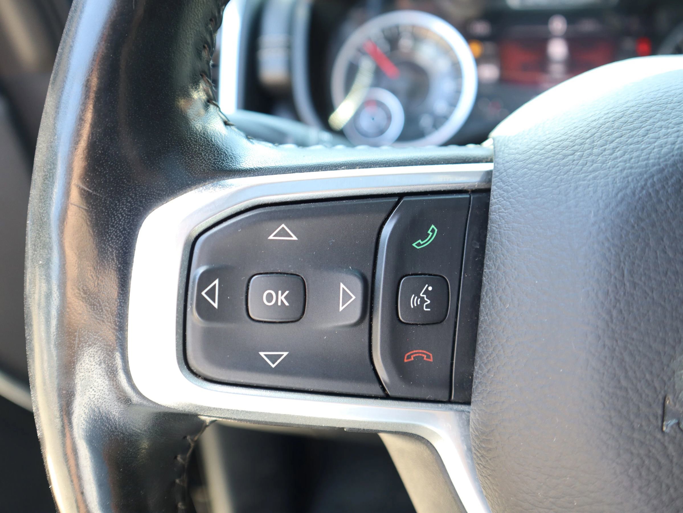 Used 2020 RAM 1500 Laramie image 22