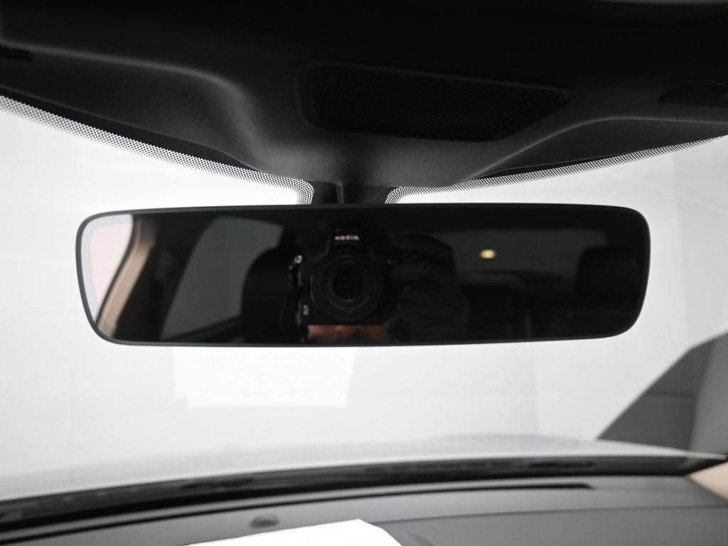 Used 2022 Lincoln Nautilus AWD w/ Premium Package image 21