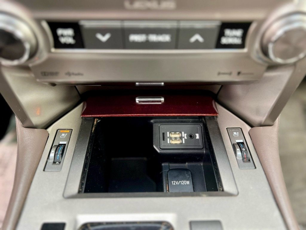 Used 2017 Lexus GX 460 Premium image 29