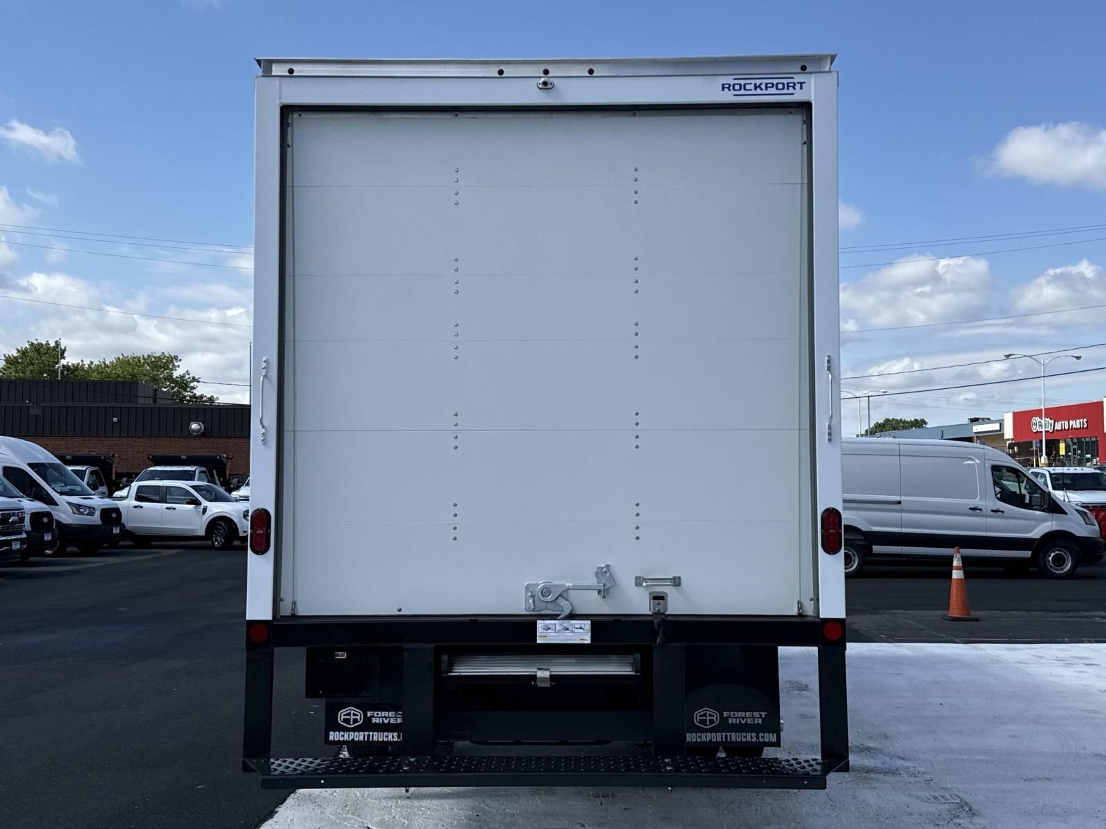 New 2027 Ford E-450 and Econoline 450 Super Duty w/ Power Equipment Group RWD image 4