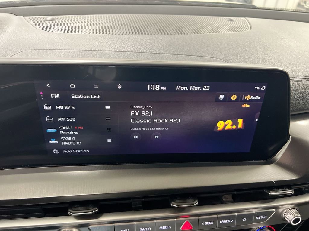 Used 2024 Kia Telluride S image 14
