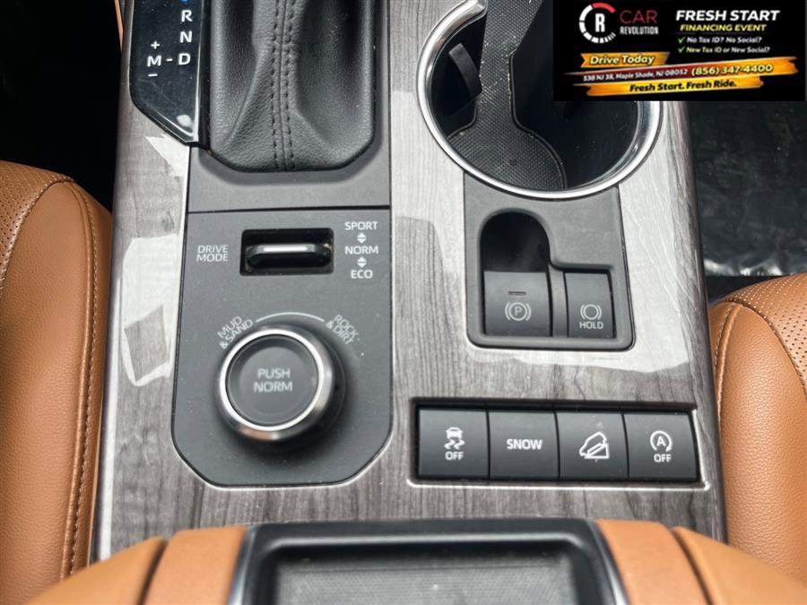 Used 2020 Toyota Highlander Platinum image 26