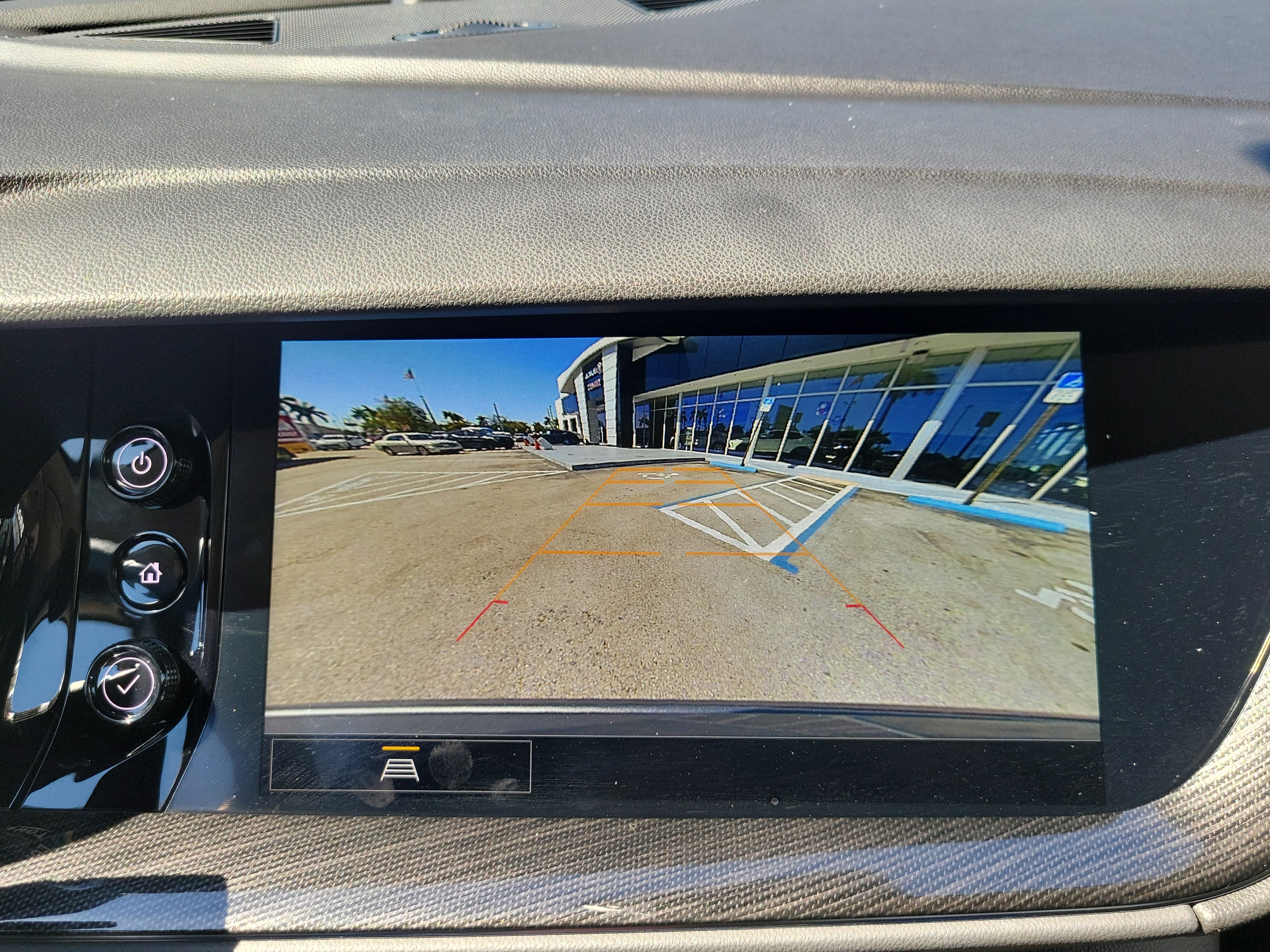 Used 2022 Buick Envision Preferred image 10